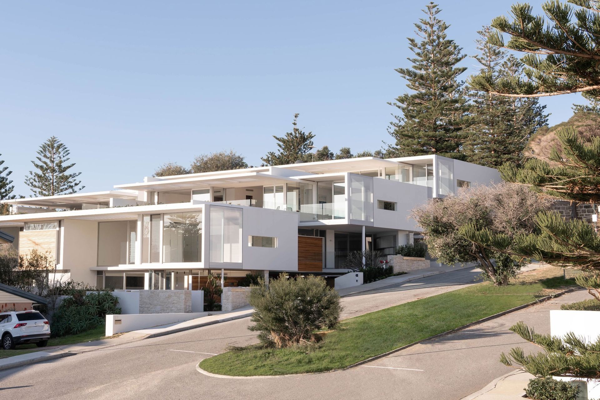 Terracing Minimalist Forms