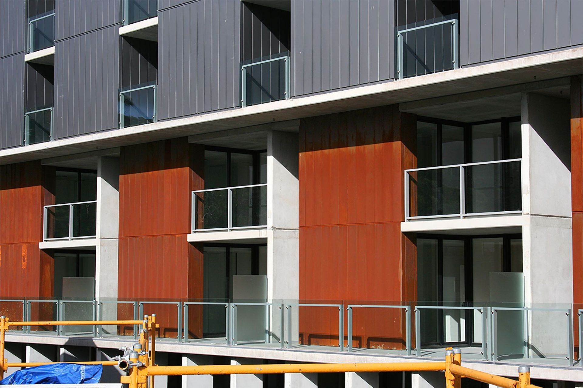 ##^^Riviere Apartments, Abbotsford - Interlocking Express / Flatlock - PVDF Aluminium