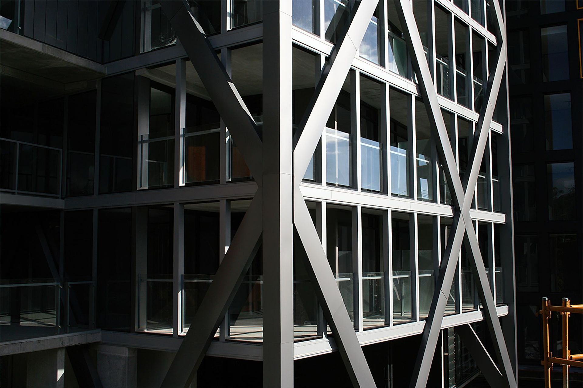 ##^^Riviere Apartments, Abbotsford - Interlocking Express / Flatlock - PVDF Aluminium