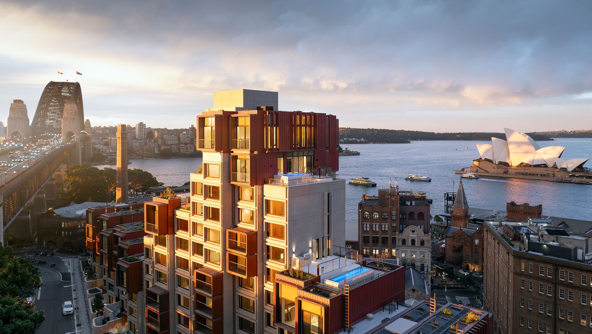 Sirius Building banner