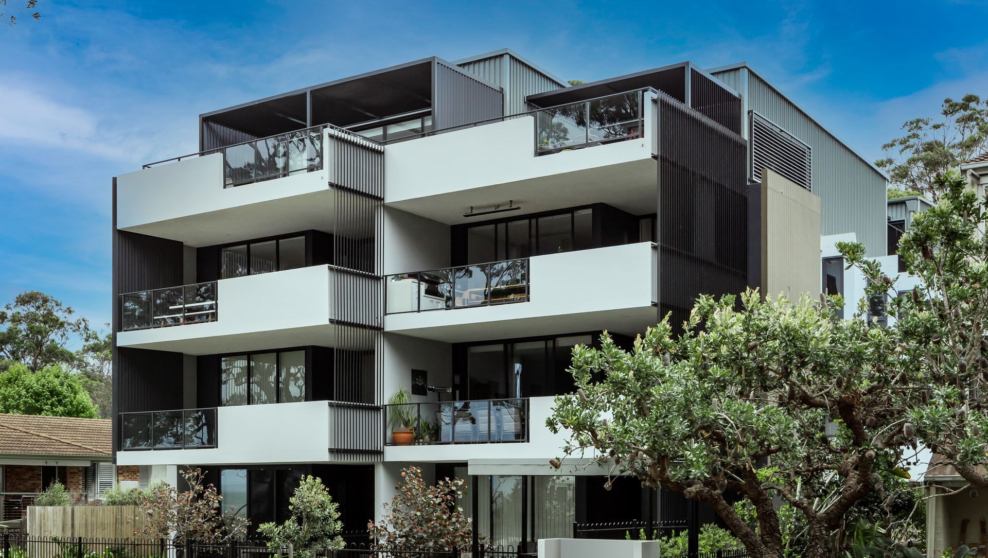 Watermark Apartments banner
