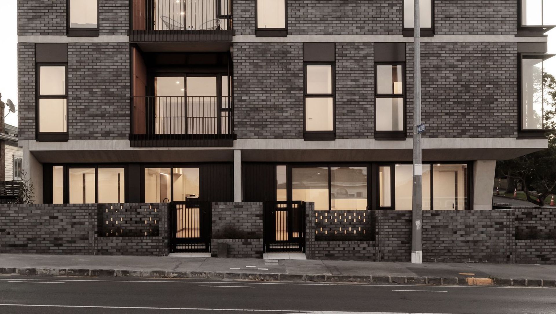 Point & Miller banner