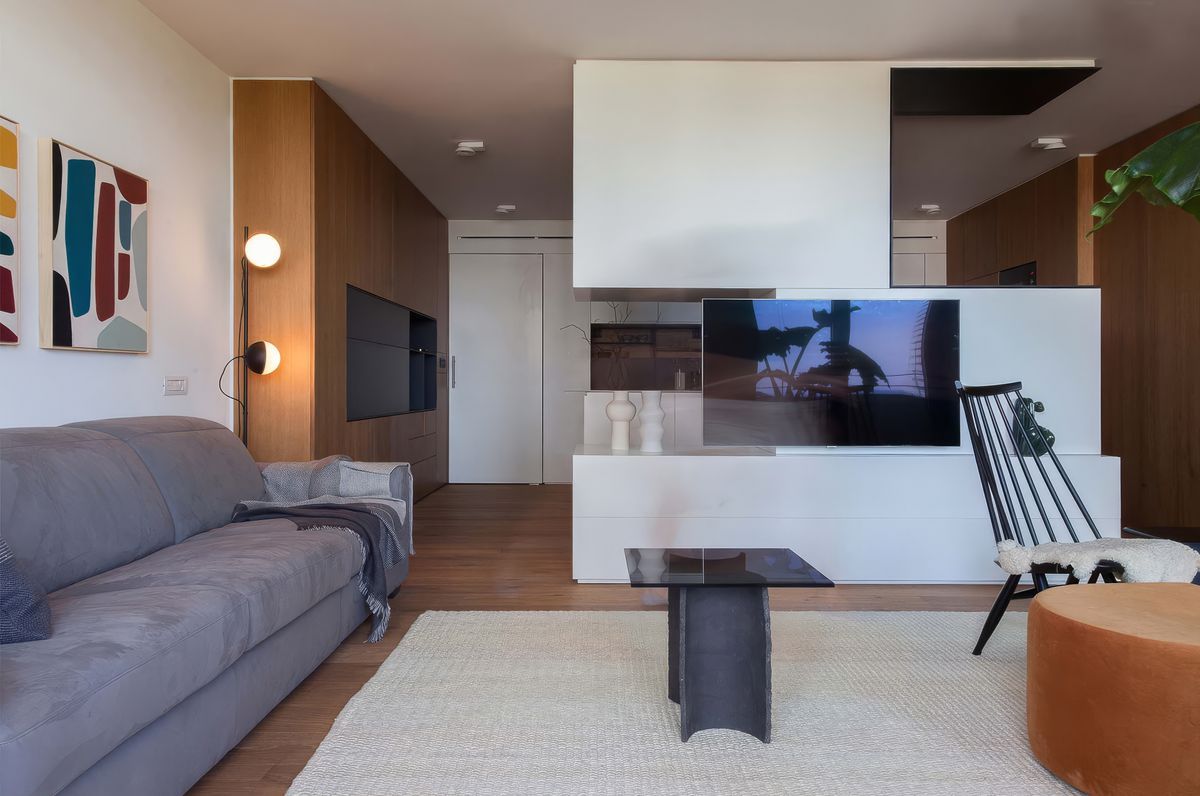 Llull Apartment