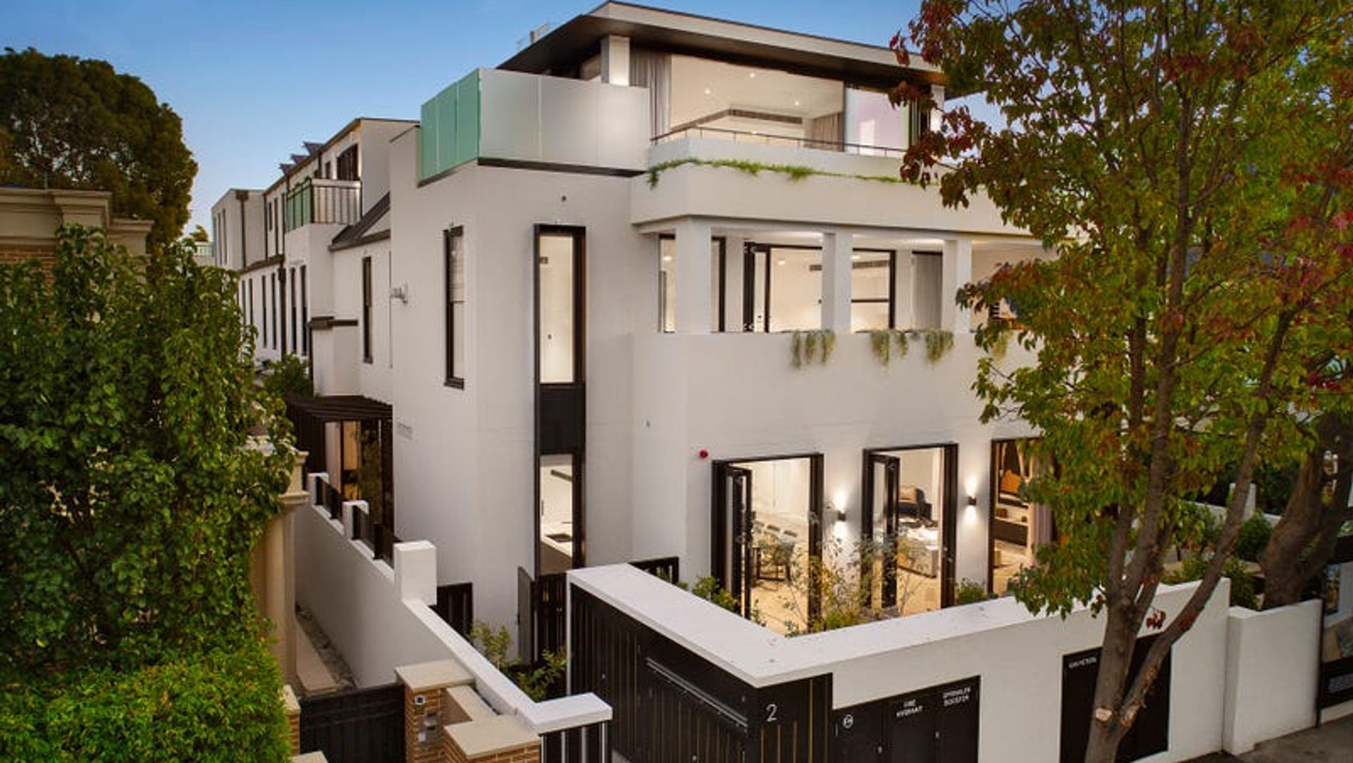 The Mayfair, Toorak banner