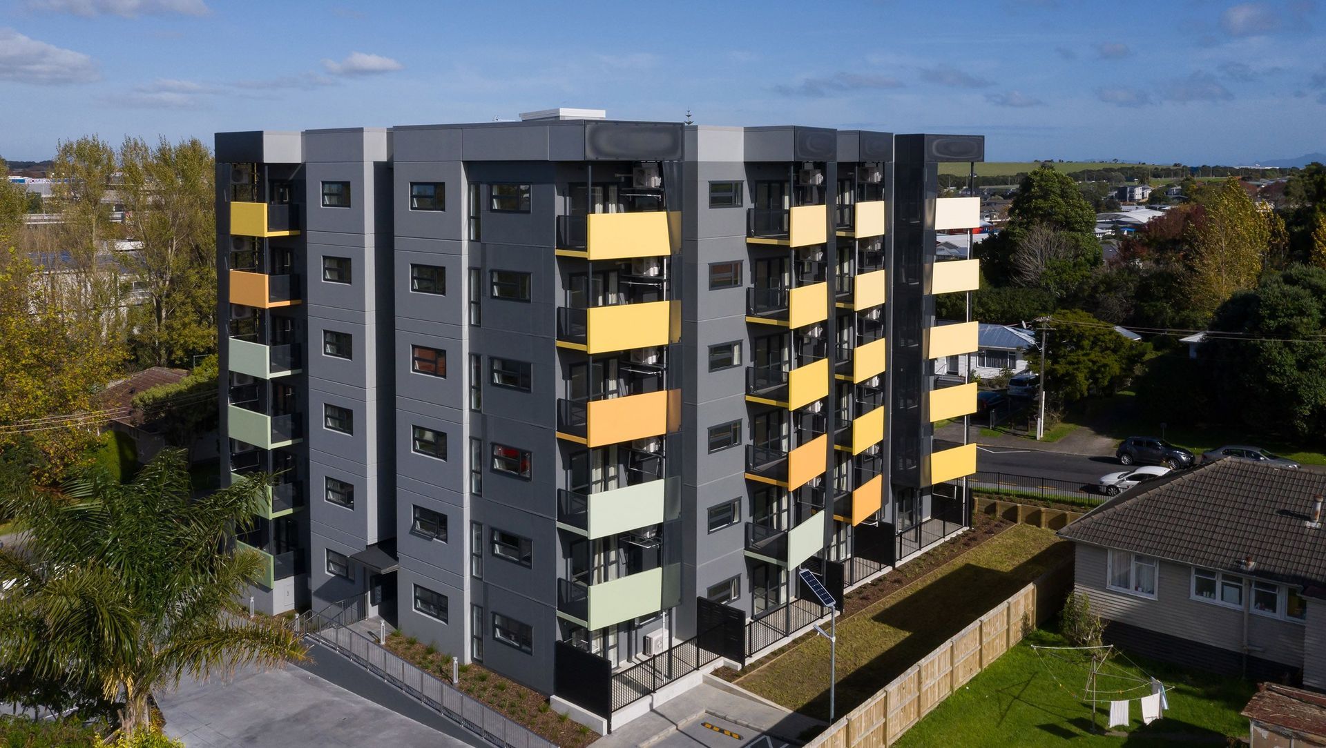 Lynton Road Apartments banner