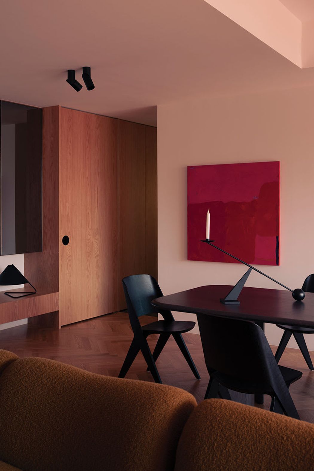 projectauhw16002pallidoherringbonedoriaapartments3portrait.jpg