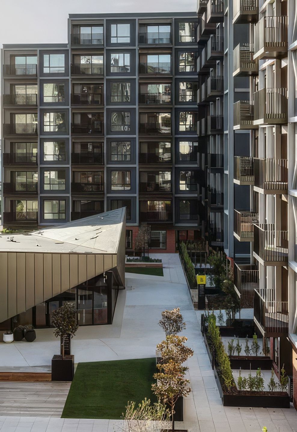 resid-custom-planters3-upscaled-by-Replicate.jpg
