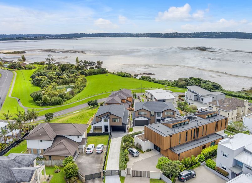 Te Atatu Peninsula Sea View Houses