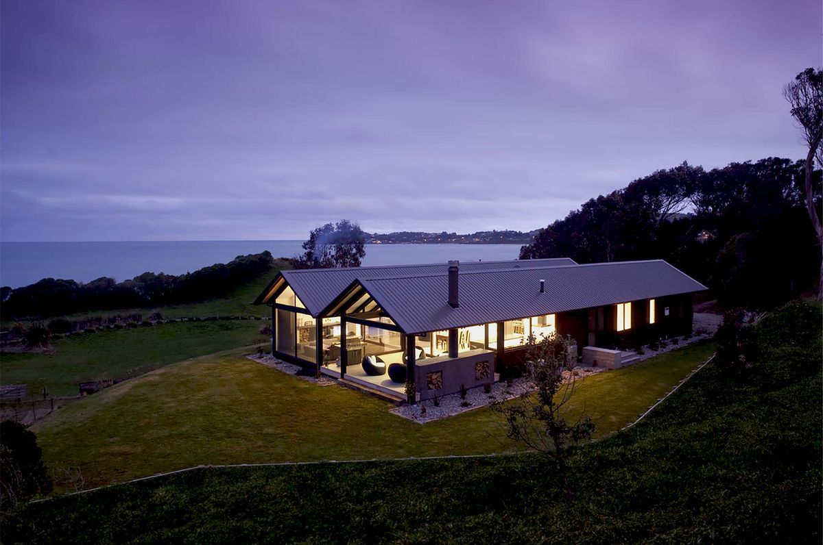 Seaside Bach - Moeraki