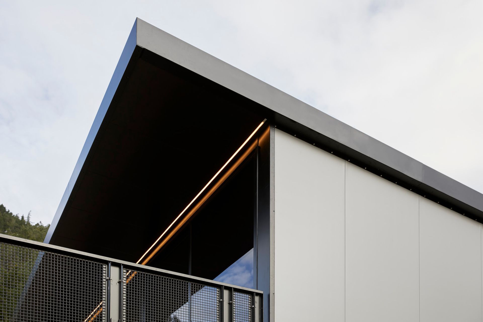 NZ Steel - Panorama Bach