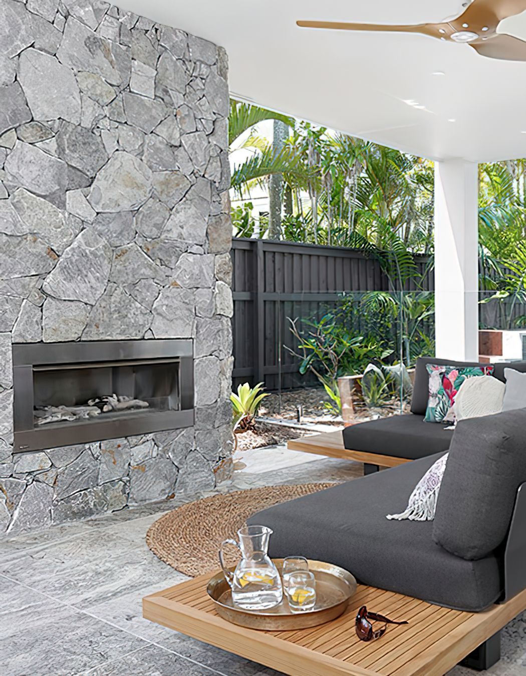 Photography: Anastasia Kariofyllidis