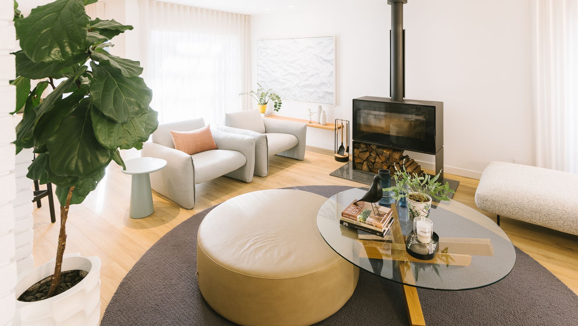 Pearl Beach House banner