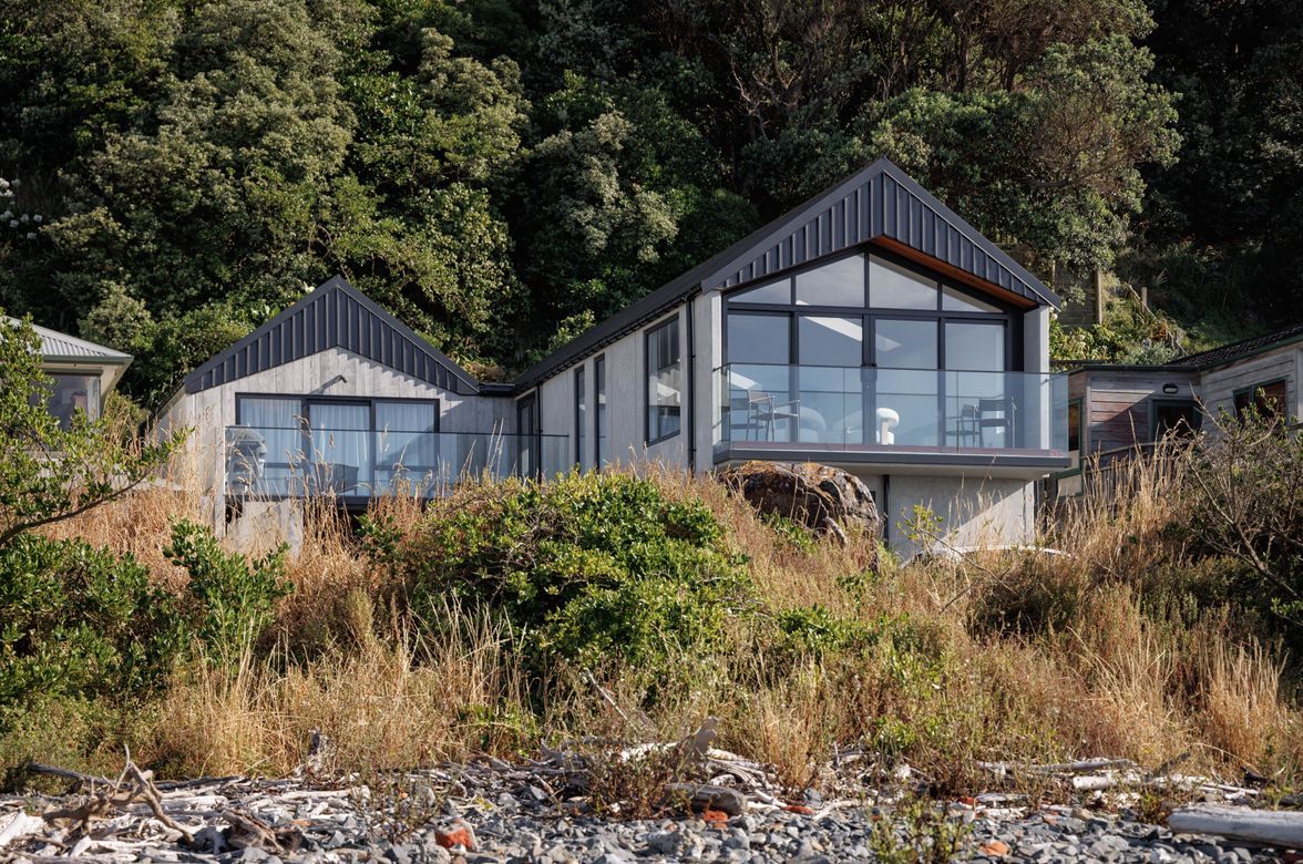 A house on the raw edge