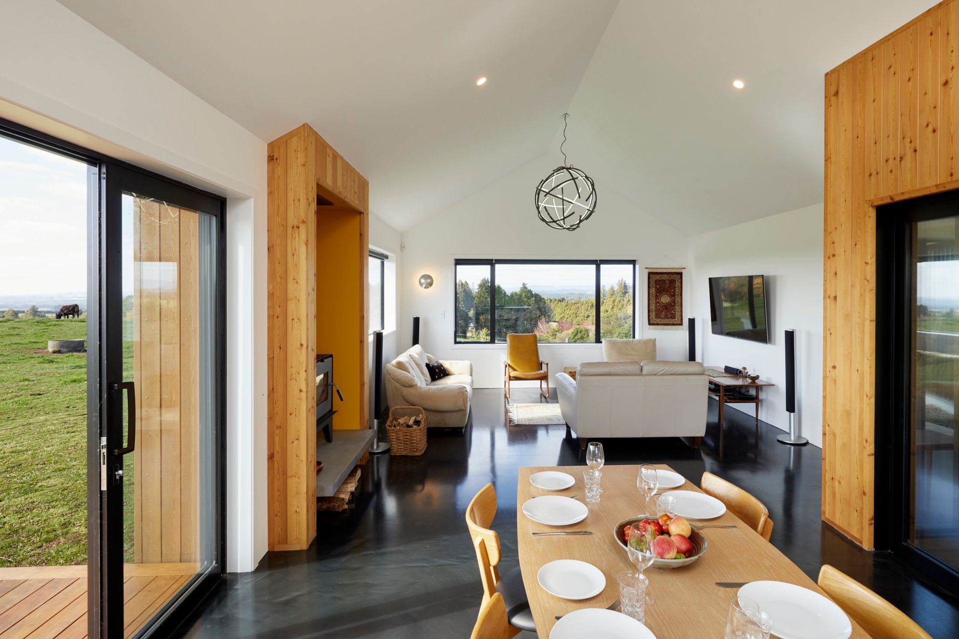 Te Ngahere a Kataraina - Kathy's forest house