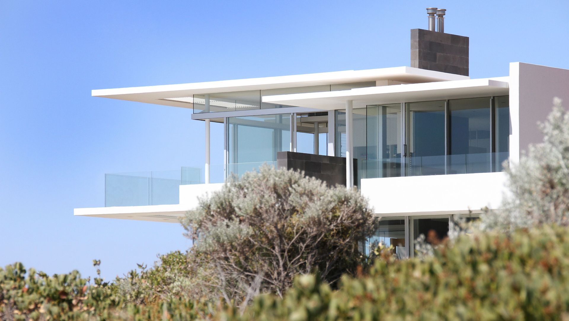 Avalon Bay House banner