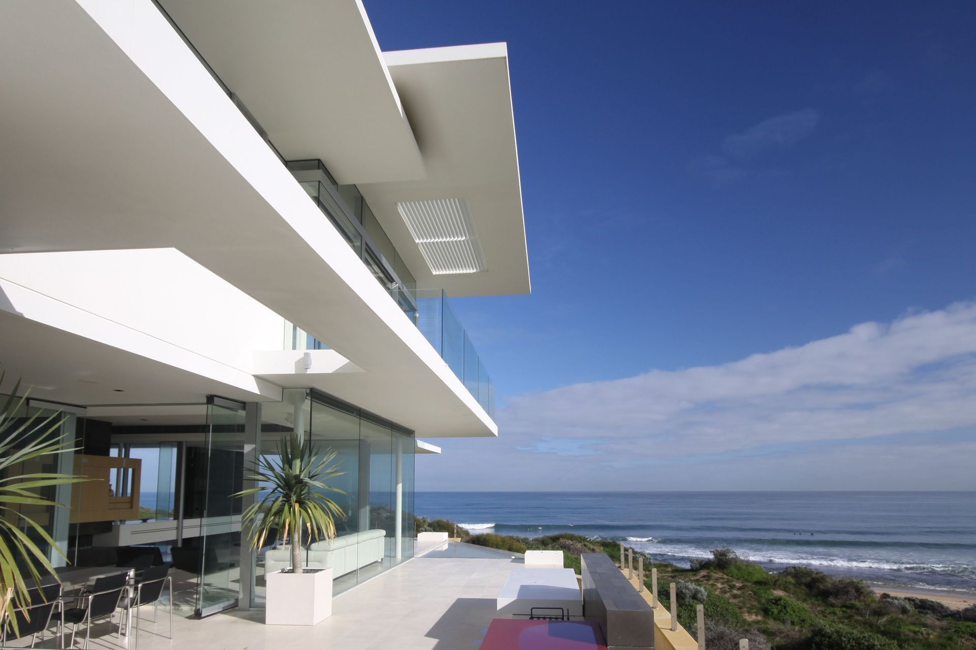 AIA - WA Architecture Award - Projecting Planes Over the Beach