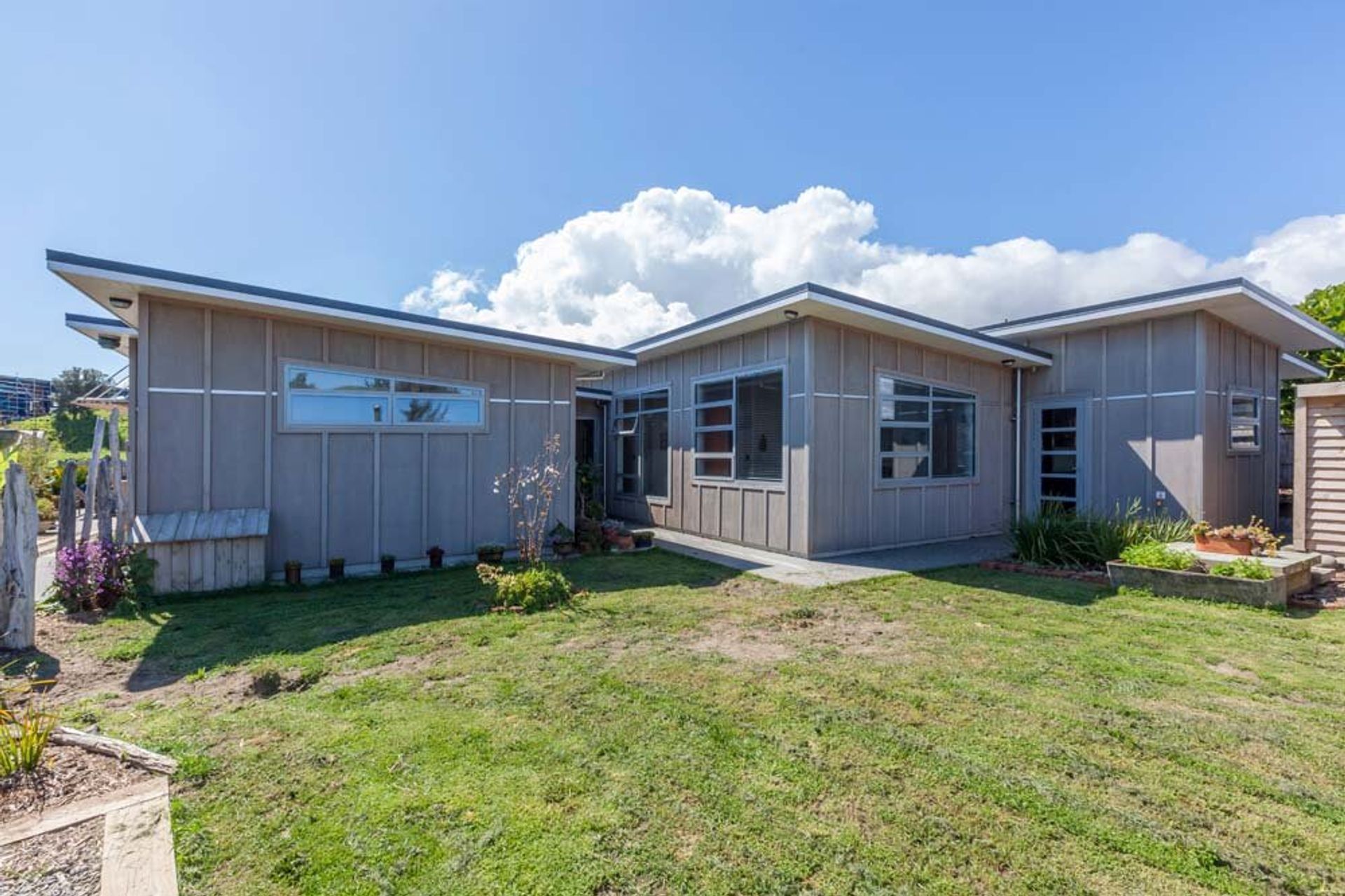 Waikanae Beach House