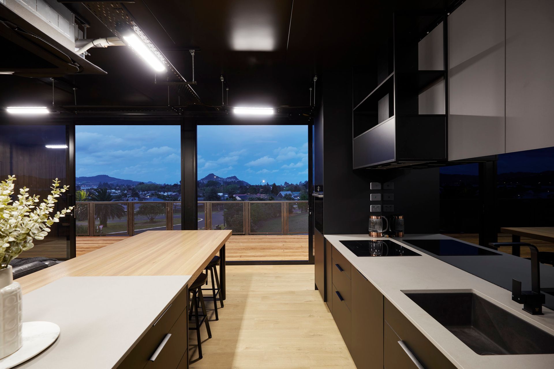 NZ Steel - Panorama Bach