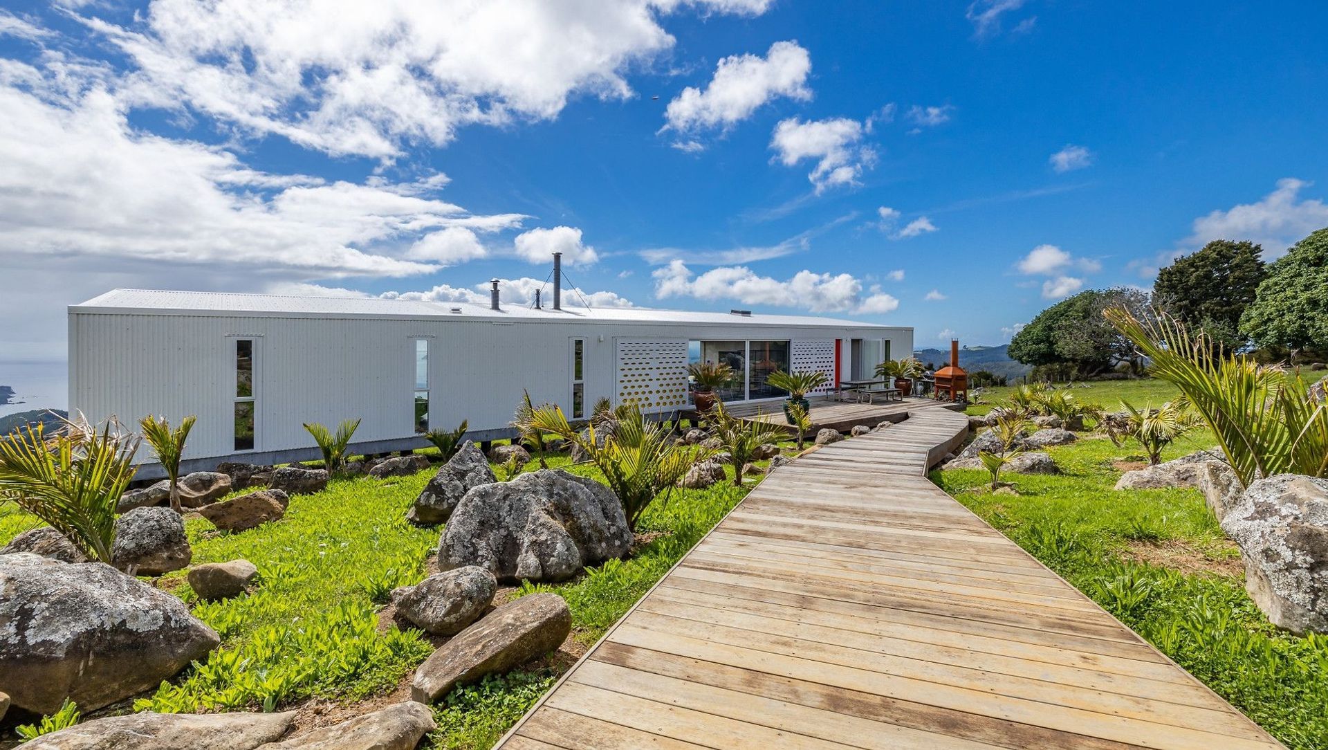 Te Ngaere Bay banner
