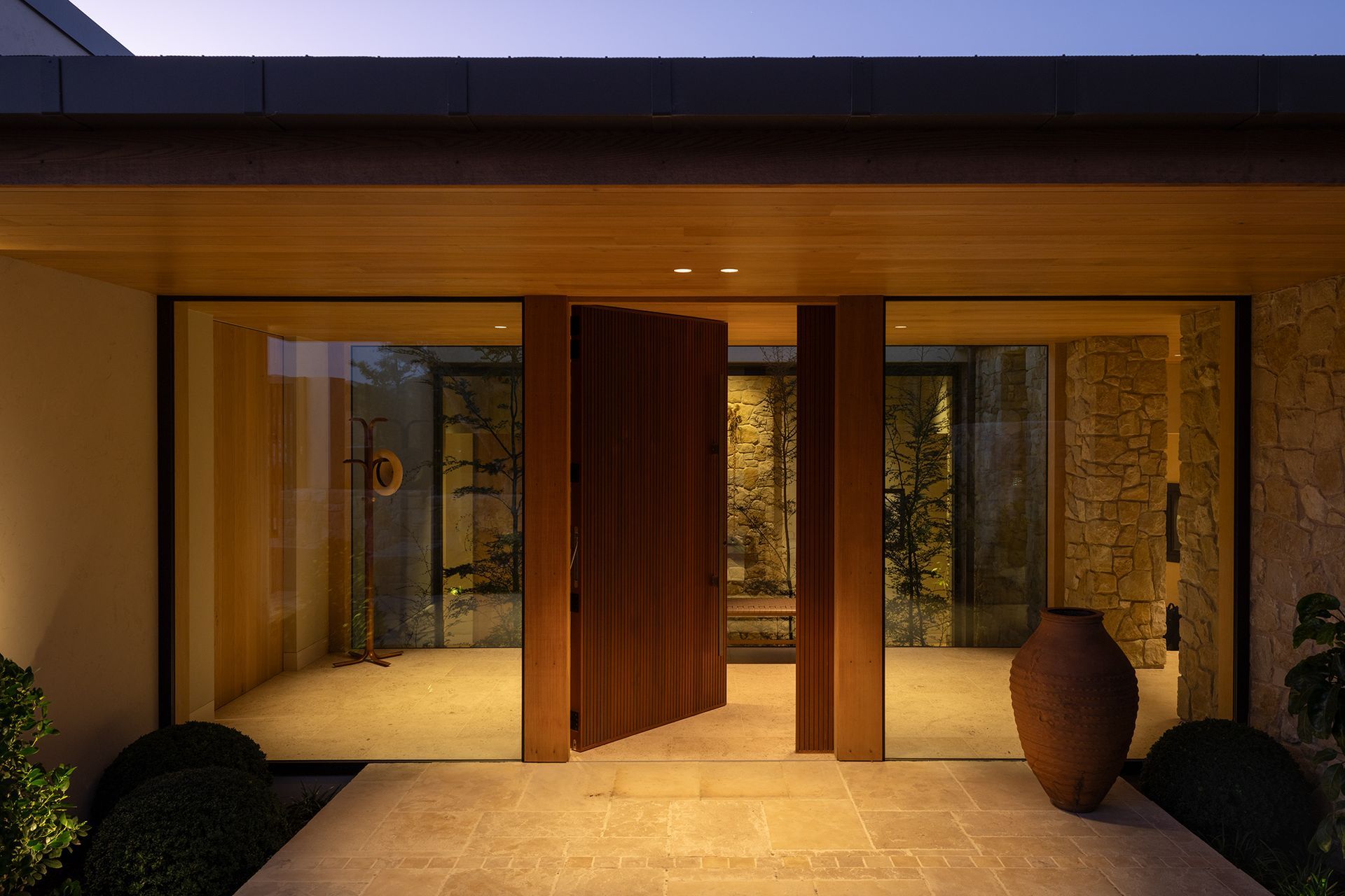 6500-Mediterranean-House-Whitaker-Architects-Devitt-low-res-9.jpg