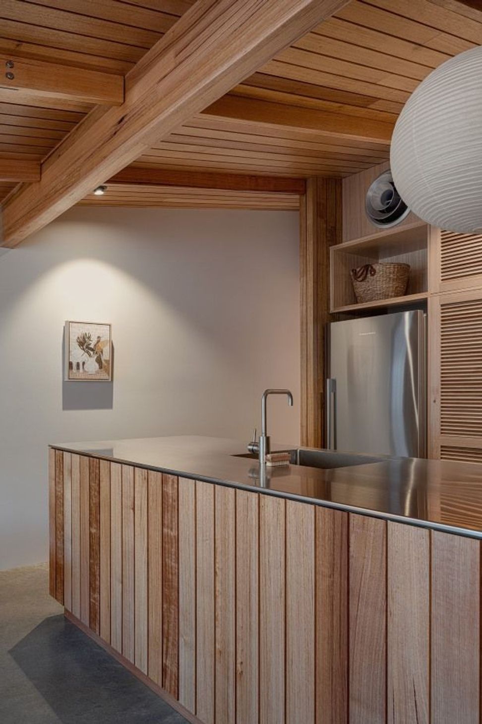 Aus-OakIronAshNormanville-Beach-HouseAdam-Johnson-Design-1.jpg