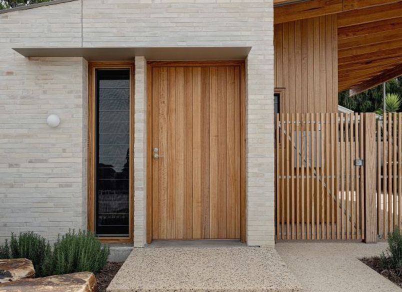 Normanville Beach House by Adam Johnson Design