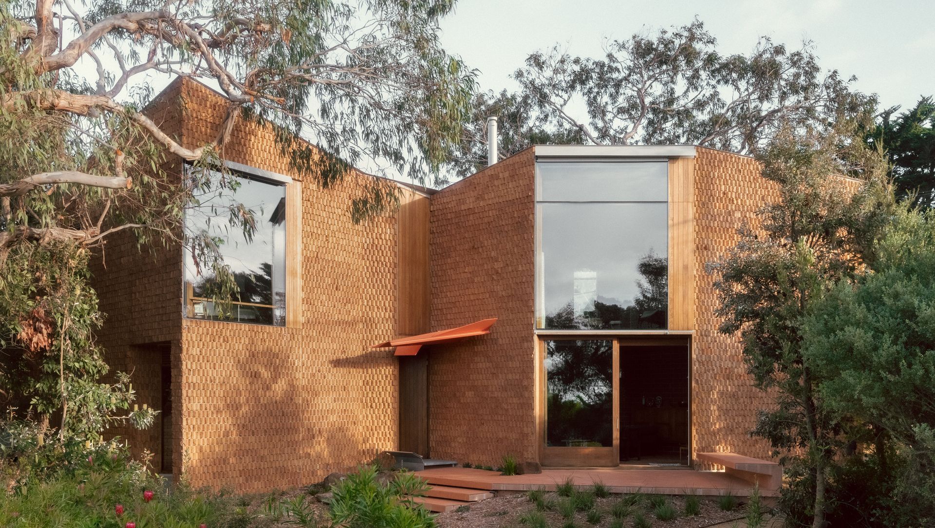 Burnt Earth Beach House banner