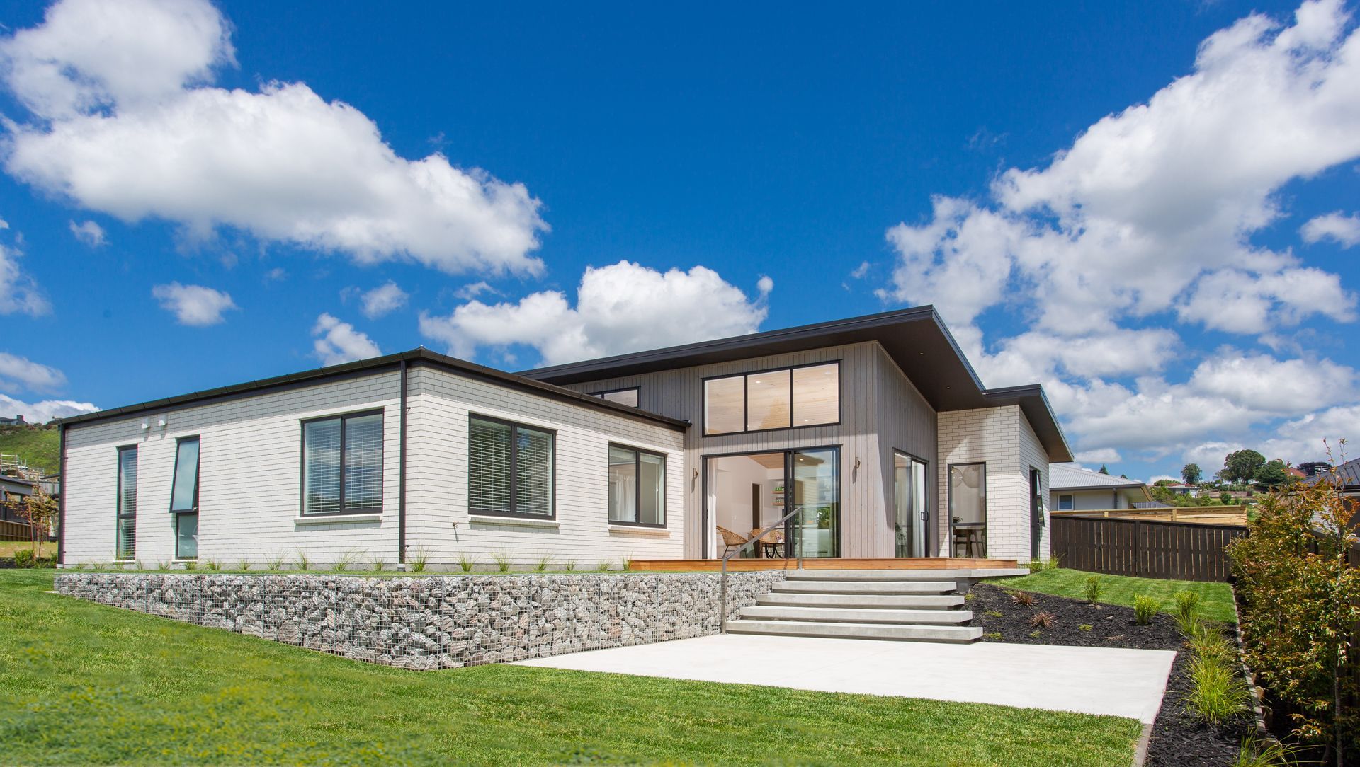 Modern Family Home in Tauranga banner