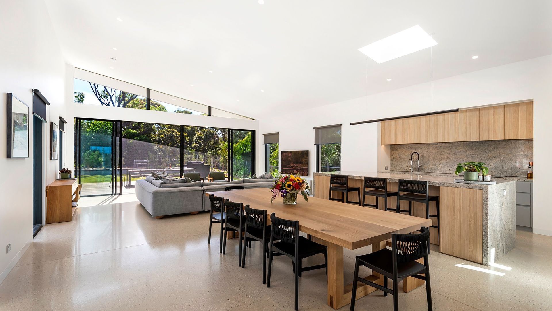 Contemporary Coastal Home banner