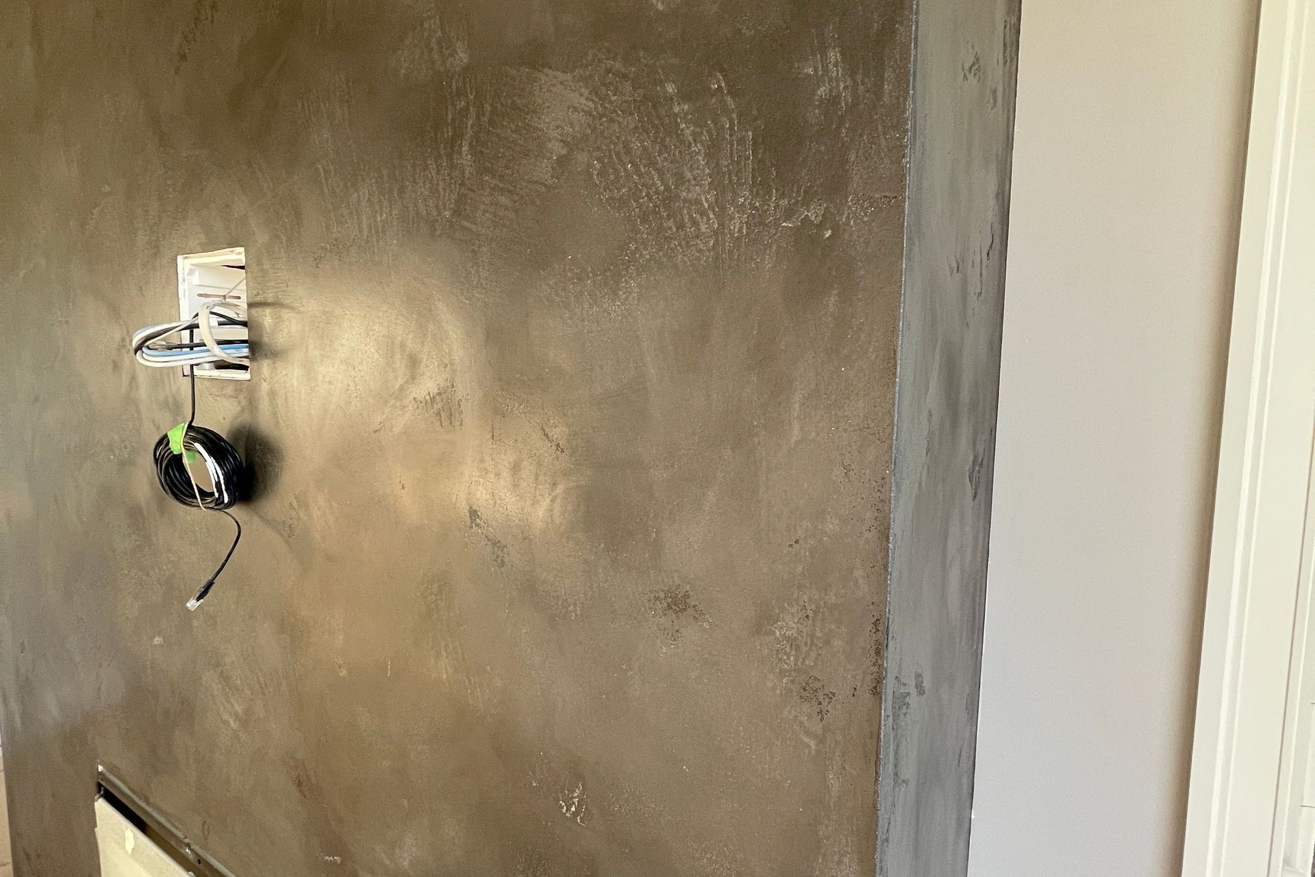 Fireplace, Pietra Levigata