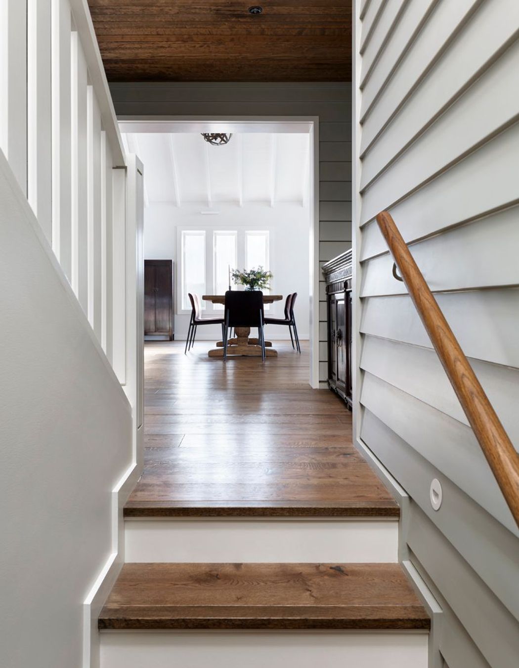 The interior palette was deliberately kept sparse to allow the spaces to command attention and to set up a relaxed vibe.