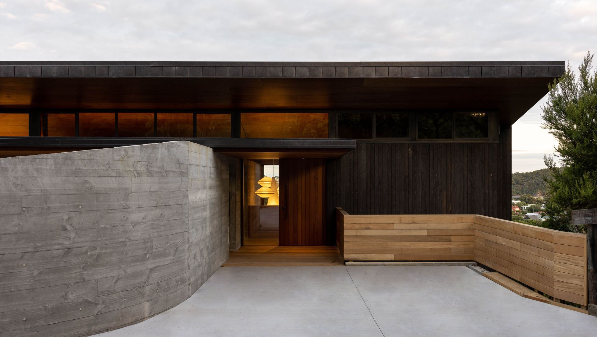 Matapouri Smokey Grey Delight banner