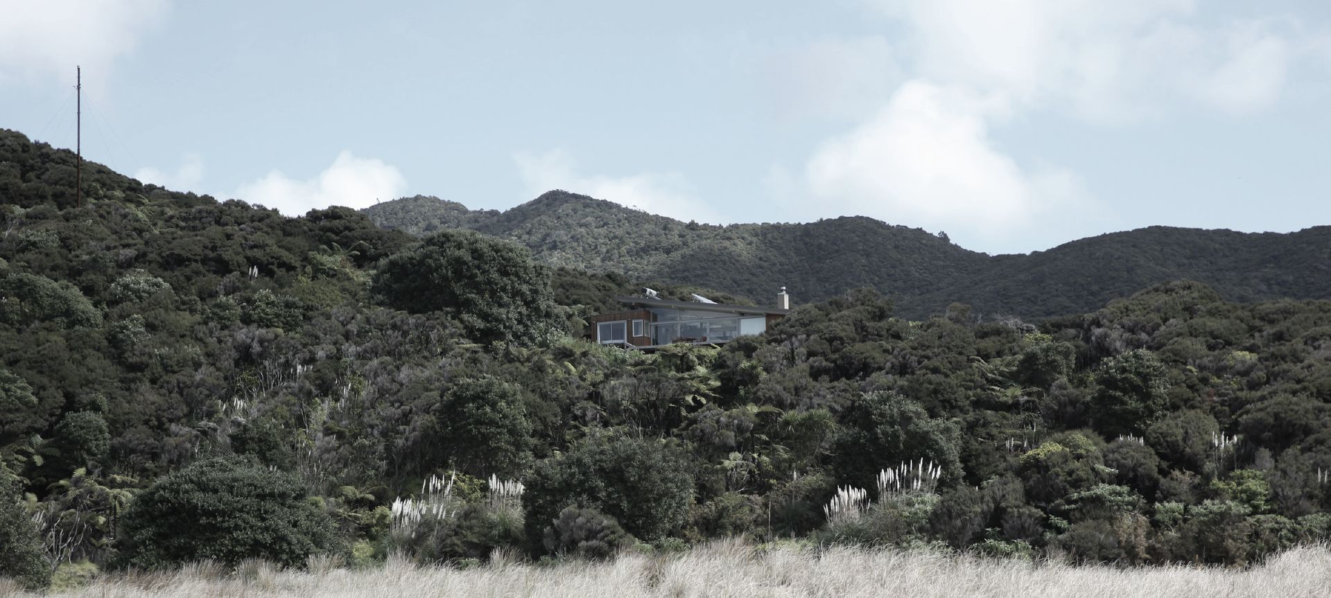 Taemaro Bay Beach House banner