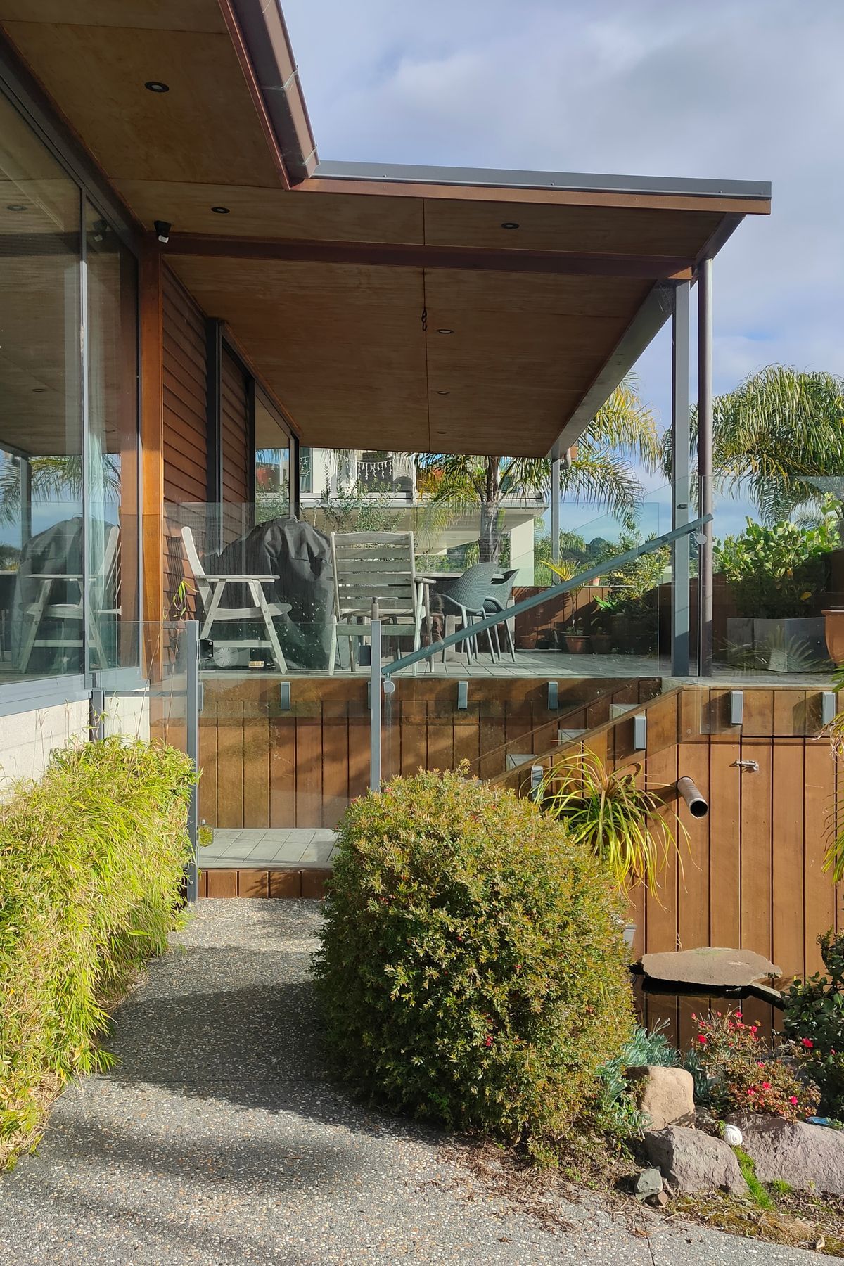 Front deck