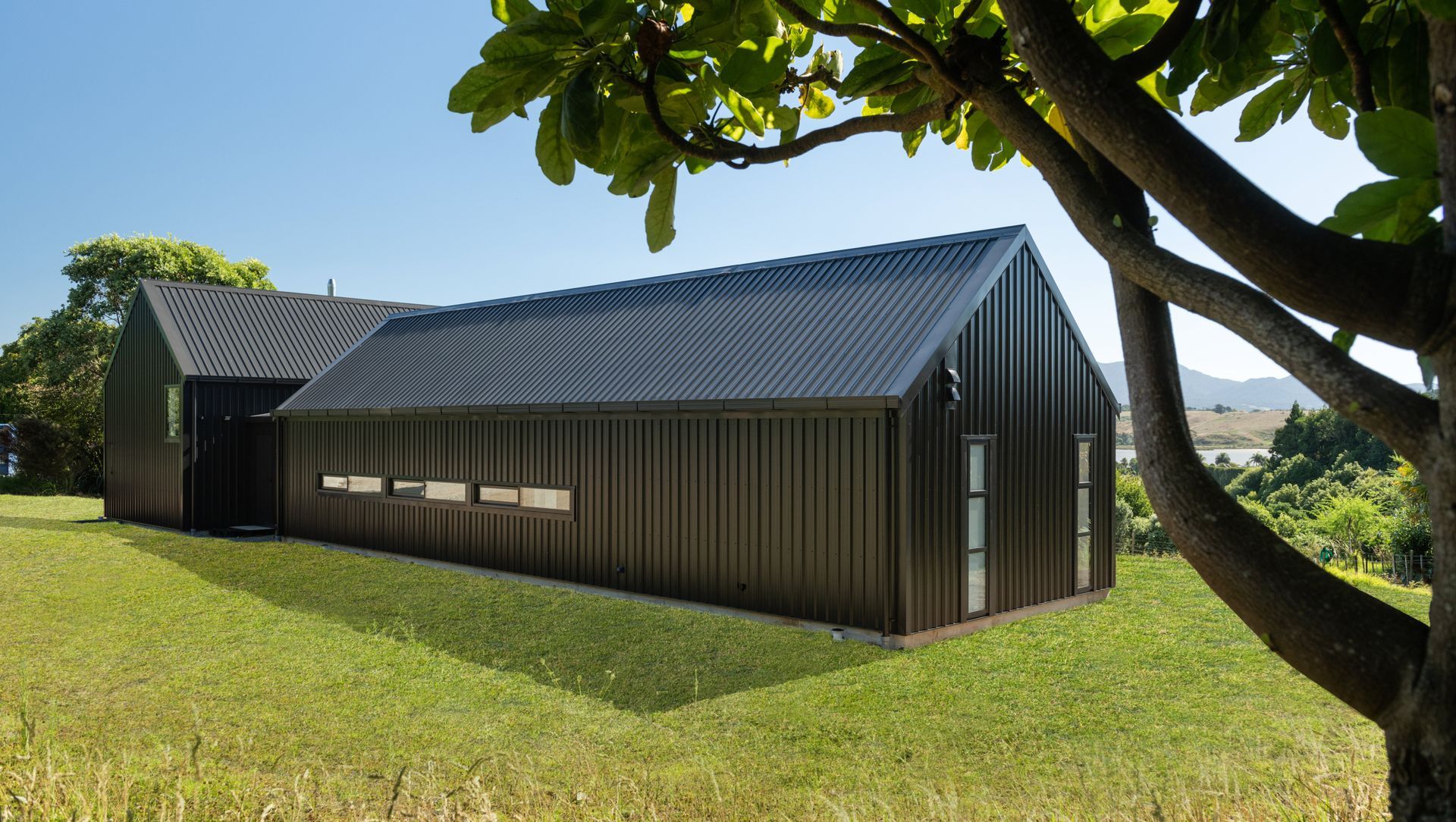 Pahoia Beach Barn banner