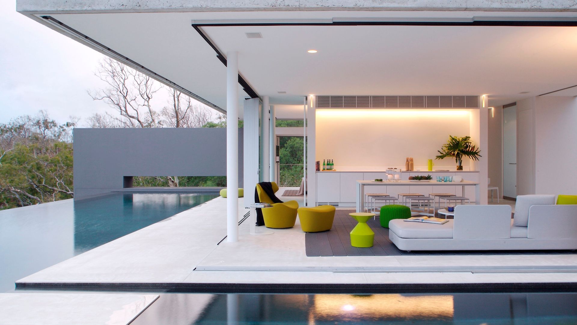 Azuris, Hamilton Island QLD banner