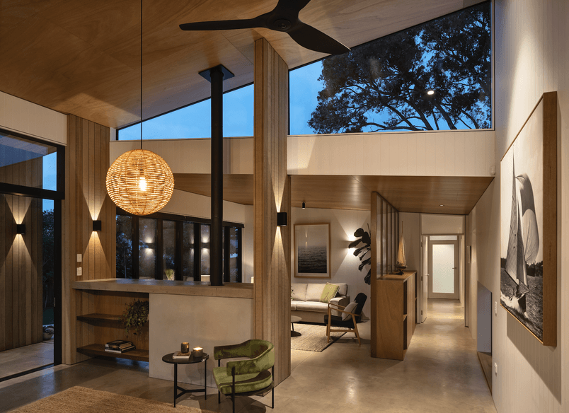 Manly House: A mid-century-style bach with seamless indoor-outdoor flow