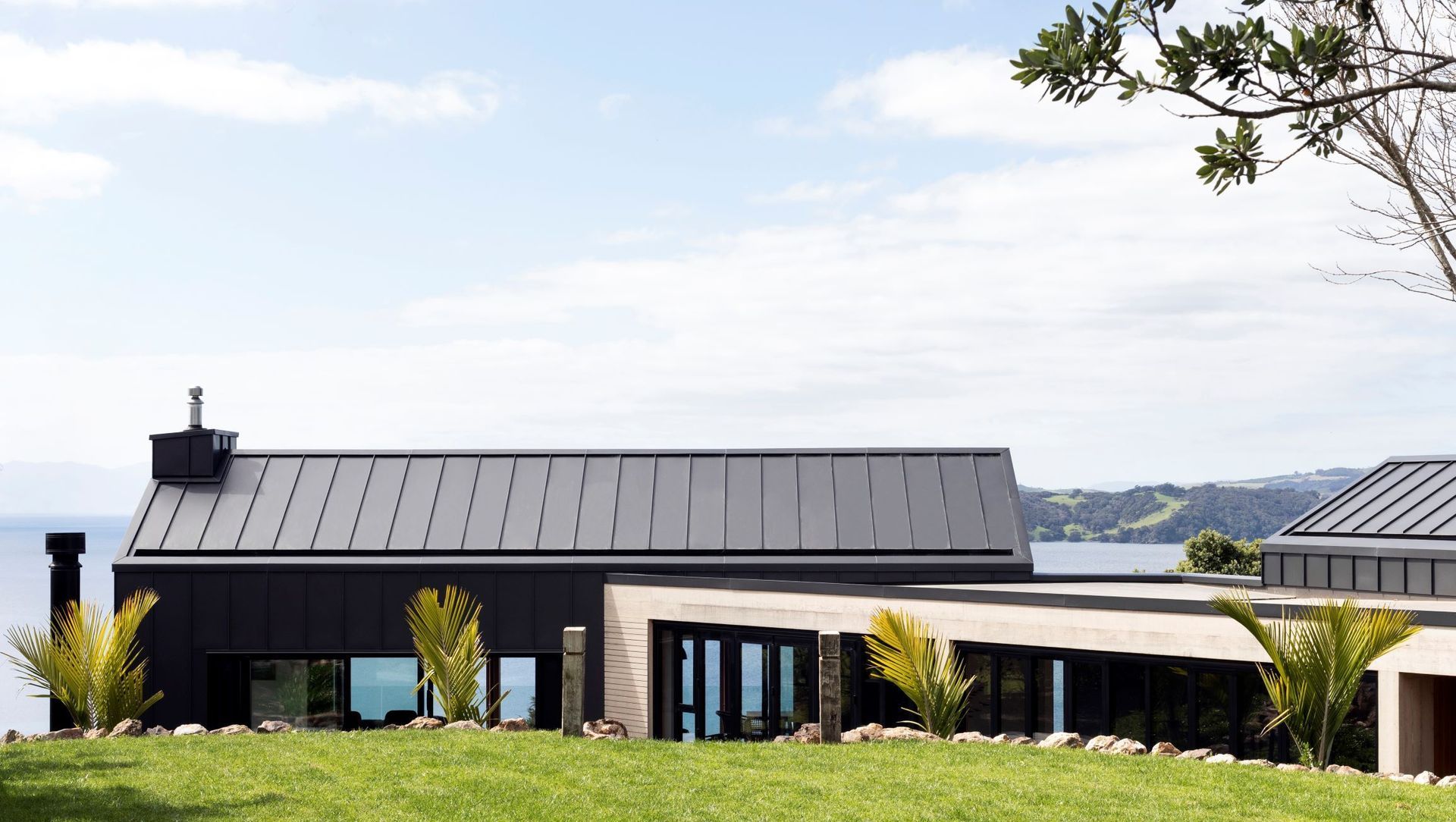 Family Holiday House banner