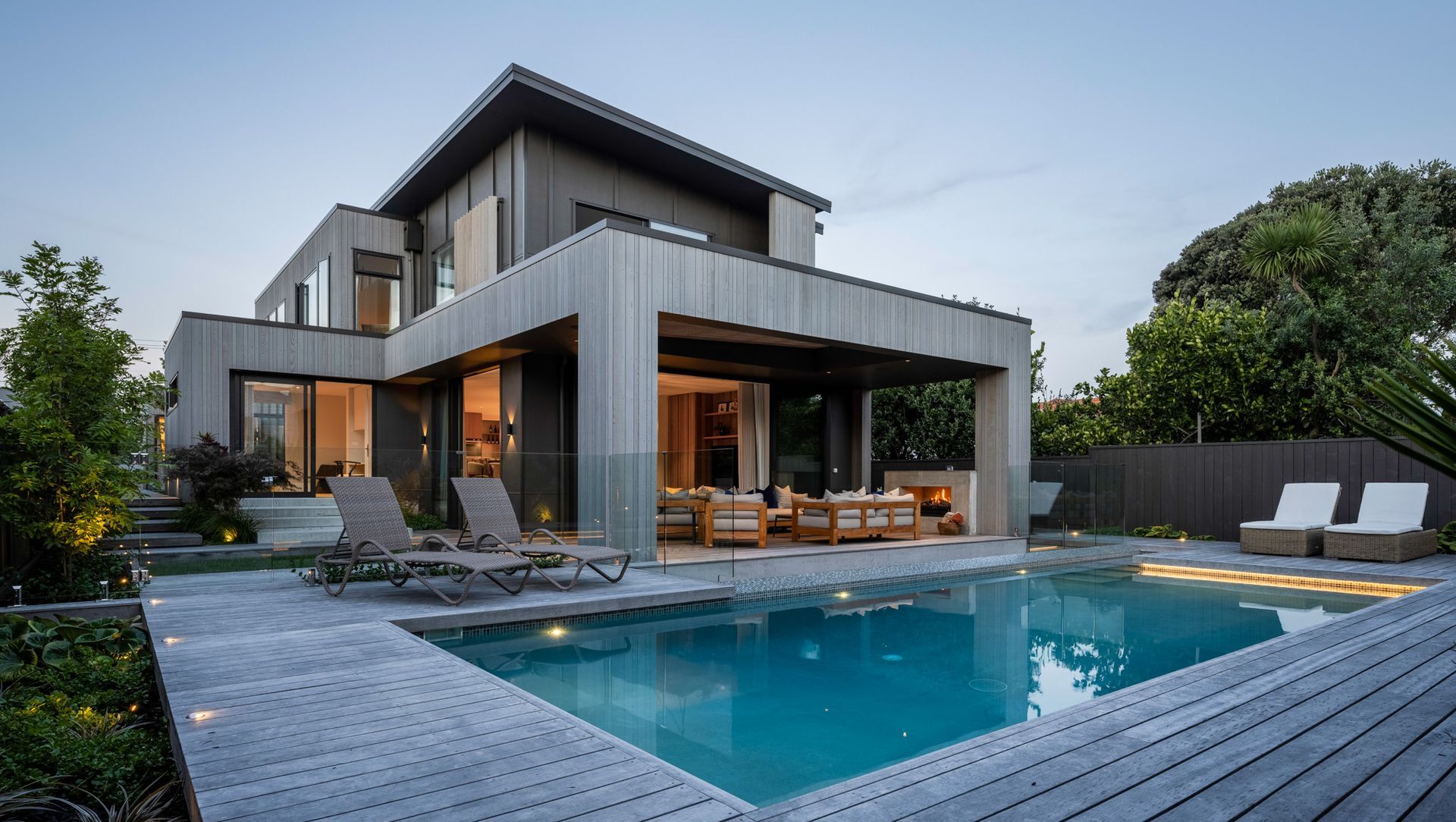 Muricata House banner