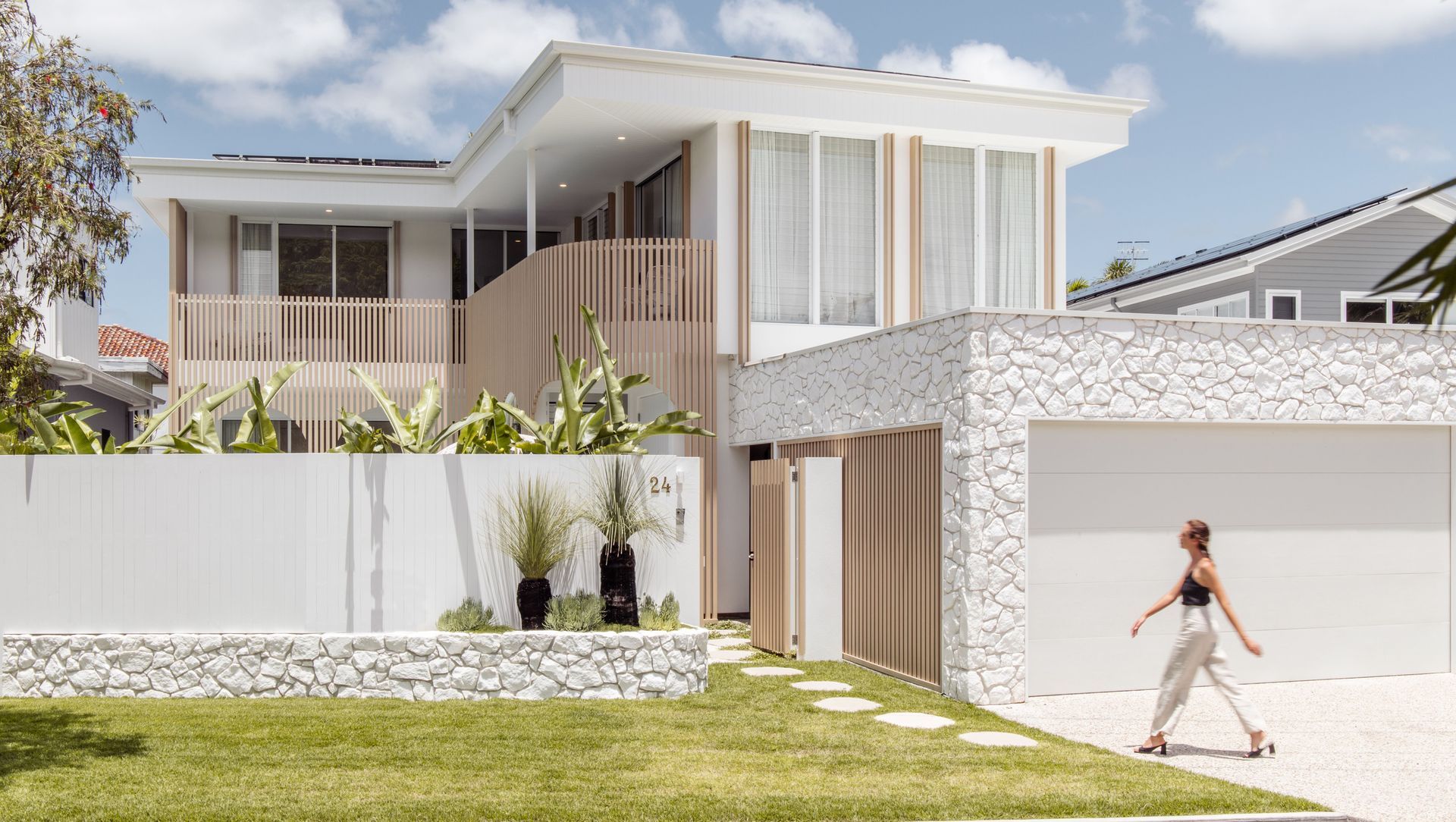 Tawarri Two Residence banner