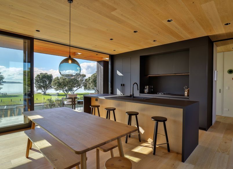 Snells Beach CoolHouse