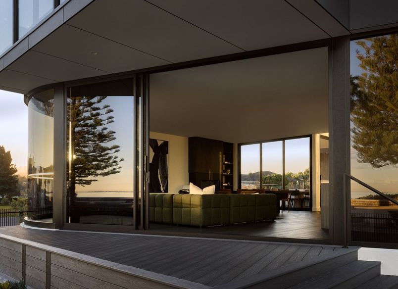 The Esplanade, Altona