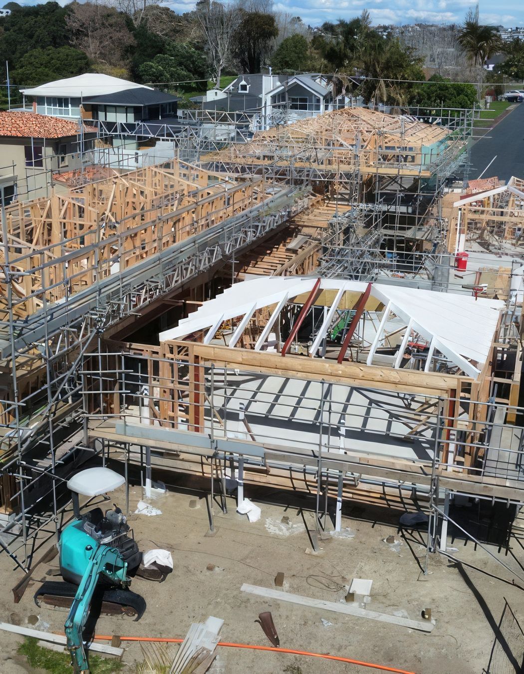 upnew-build-findlay-residental-manly-beach-full-site-Yan7Pw9G1Xuyz0yP-fix-standard-scale-400x.jpg