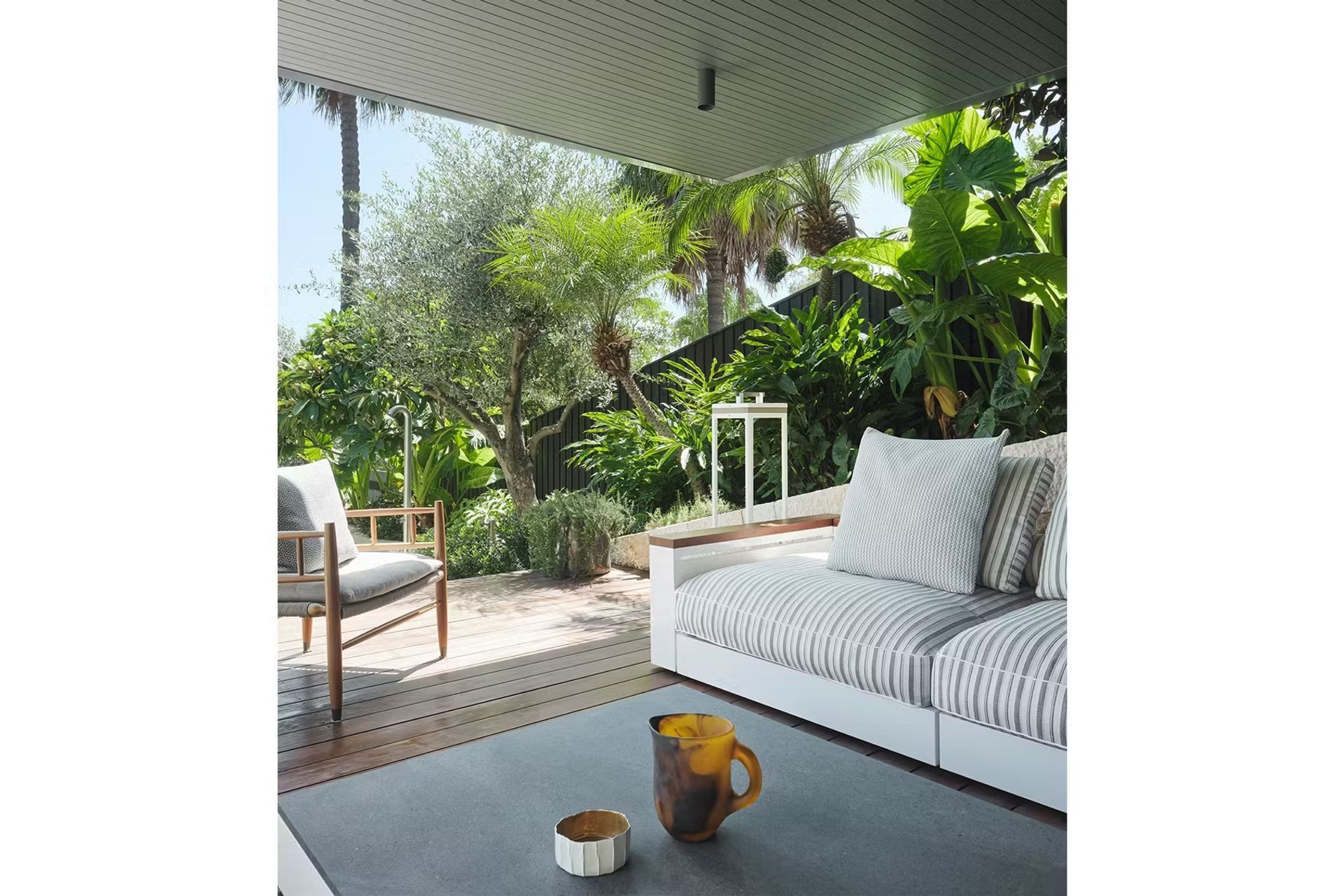 whale-beach-house-15-ap-compressed.jpg