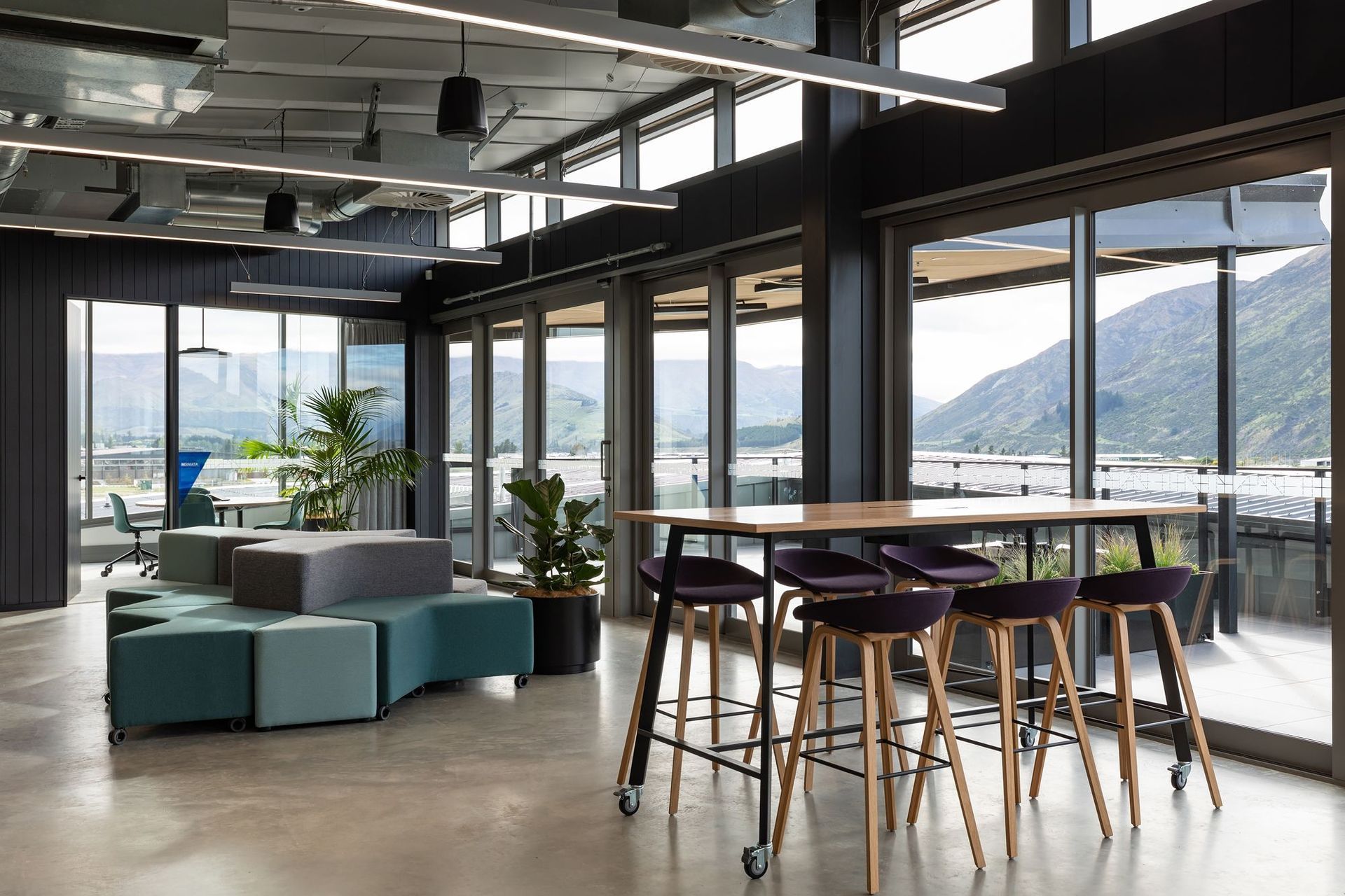 BNZ Partner Centre Queenstown by Warren and Mahoney