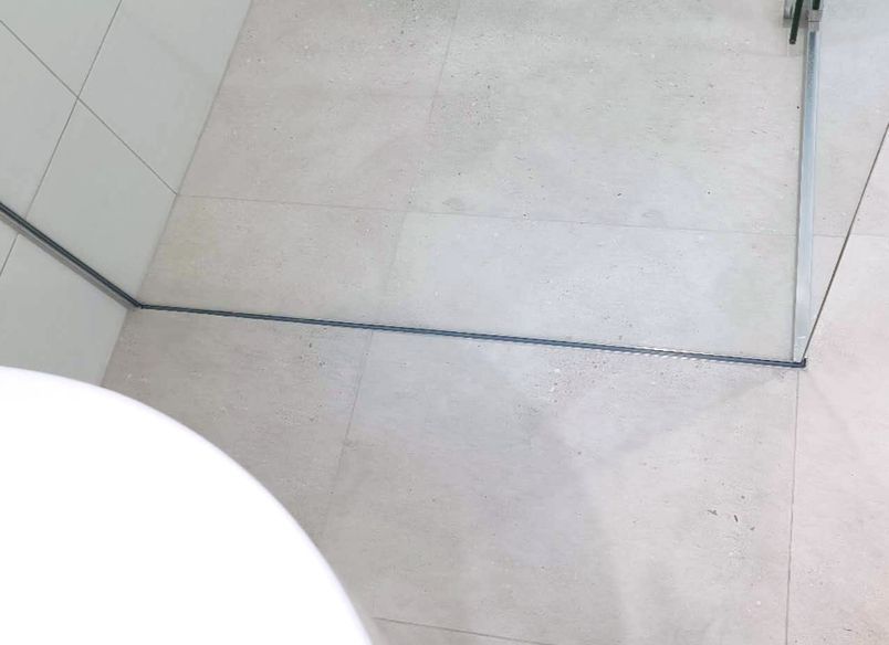 DGT - Bathroom Tiling