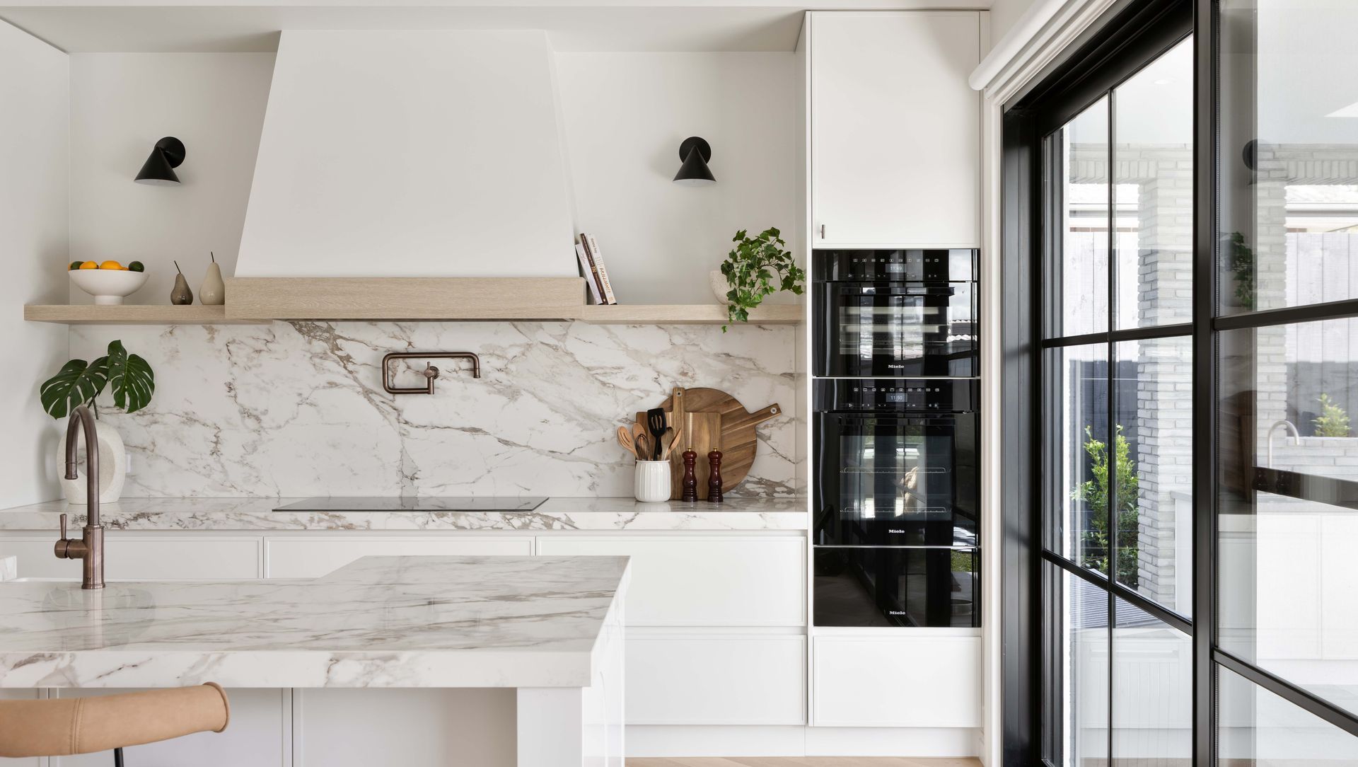 Modern Farmhouse Style in Blackburn South banner