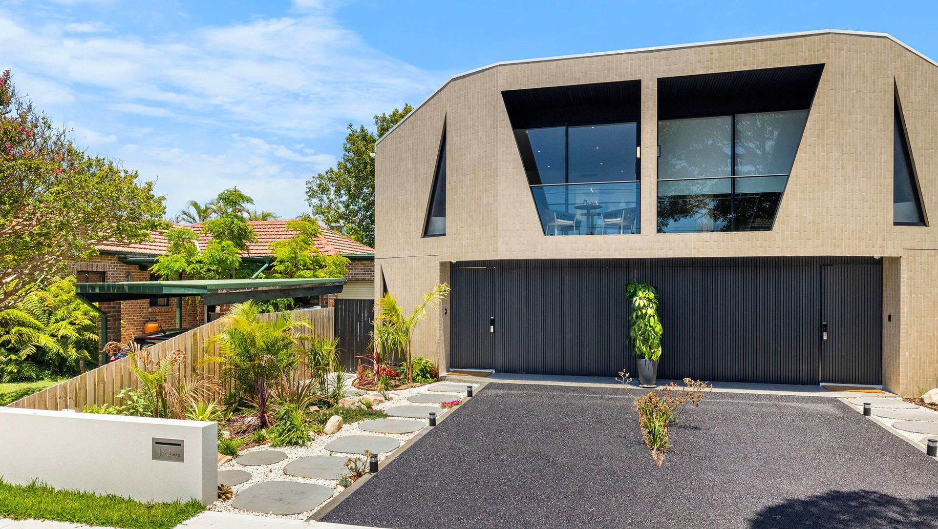 Duplex at Dawes banner