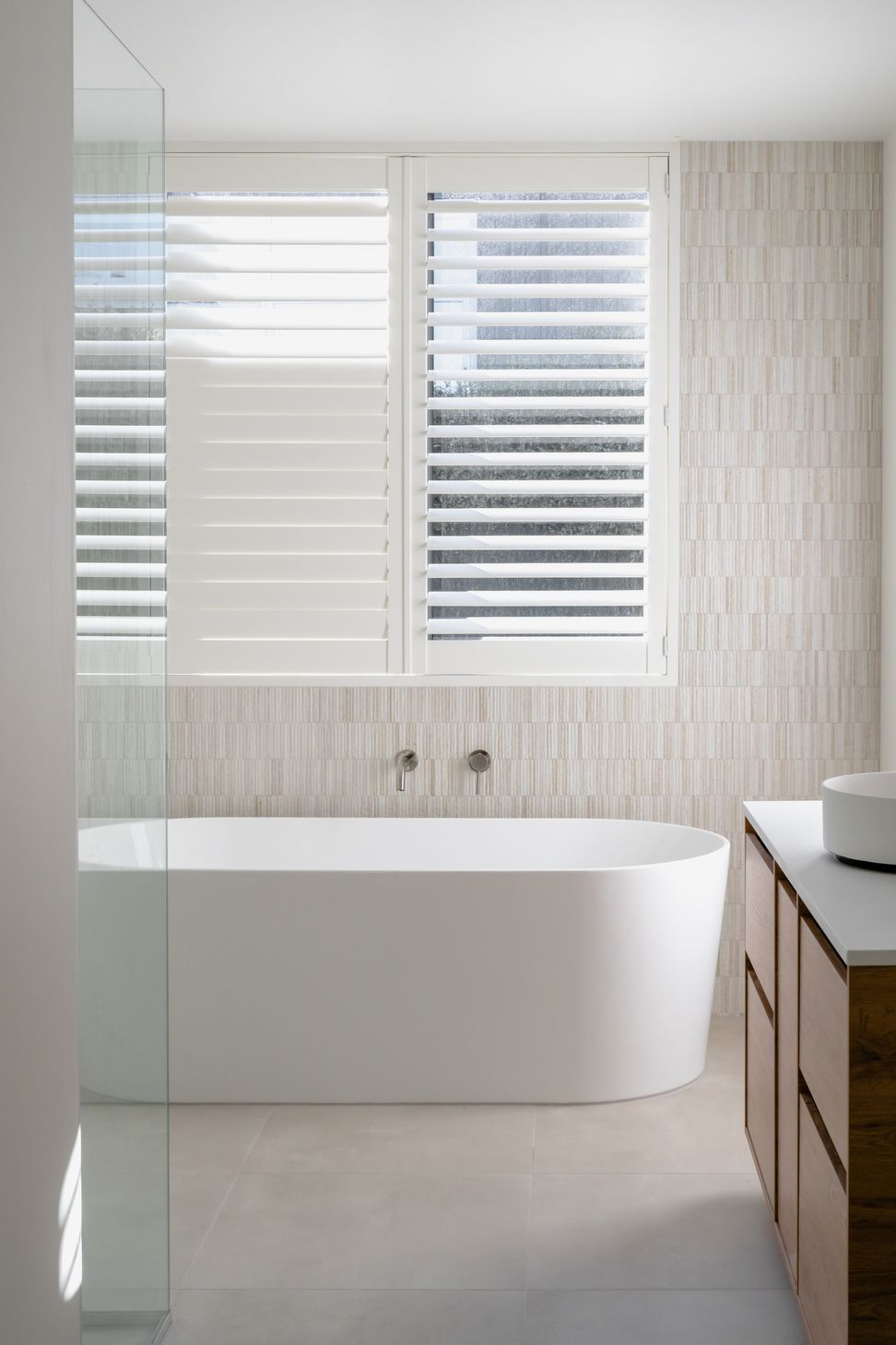 Main Bathroom. Interior Design + Colours: Kelly @ Archi Build Ltd - Wanaka. Shutters: McKenzie and Willis Wanaka