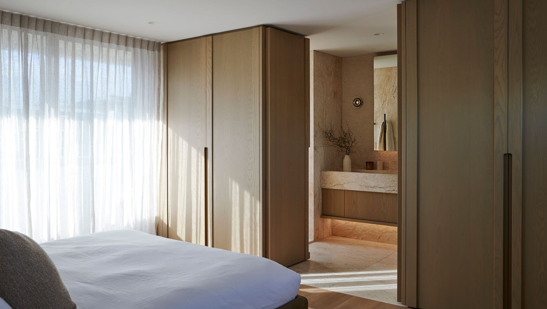 PHOTOGRAPHY: JACKIE MEIRING